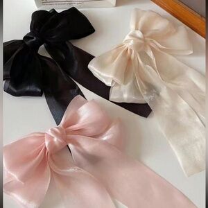 Set of 3 Sheer Bow Detail Hair Clips